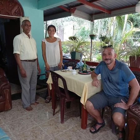 Relax Guest House Dambulla Ngoại thất bức ảnh