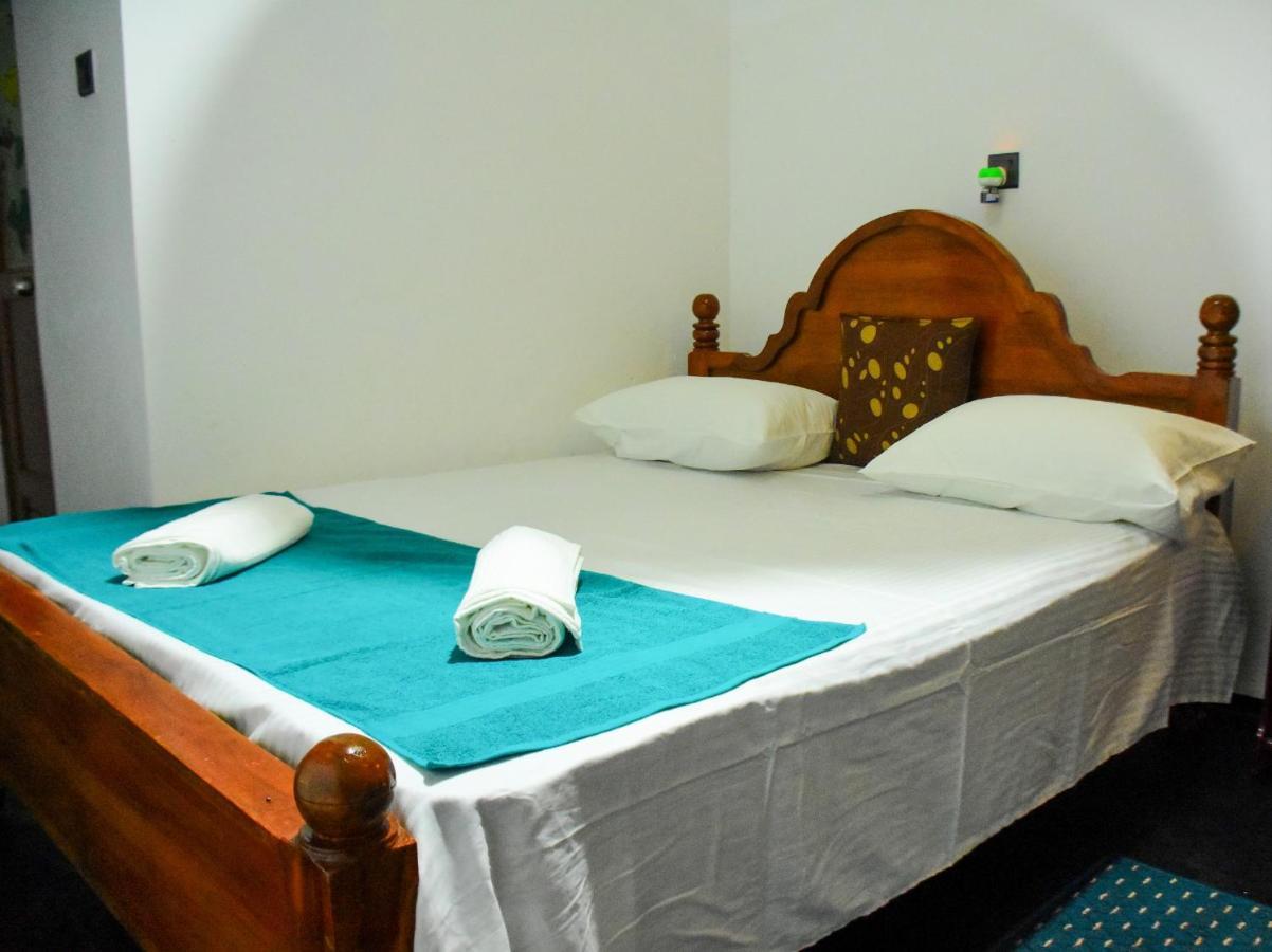 Relax Guest House Dambulla Ngoại thất bức ảnh
