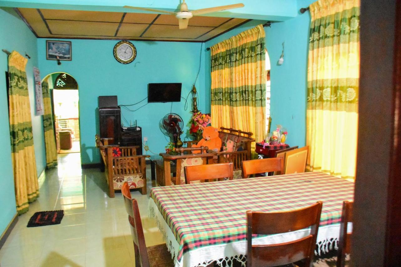 Relax Guest House Dambulla Ngoại thất bức ảnh