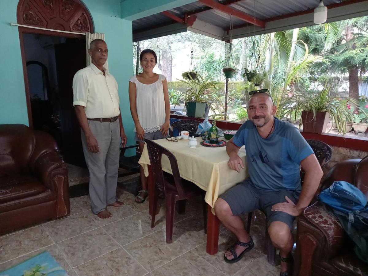 Relax Guest House Dambulla Ngoại thất bức ảnh