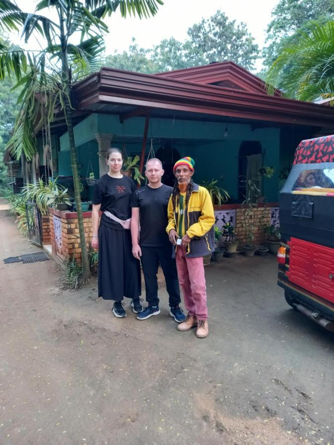 Relax Guest House Dambulla Ngoại thất bức ảnh